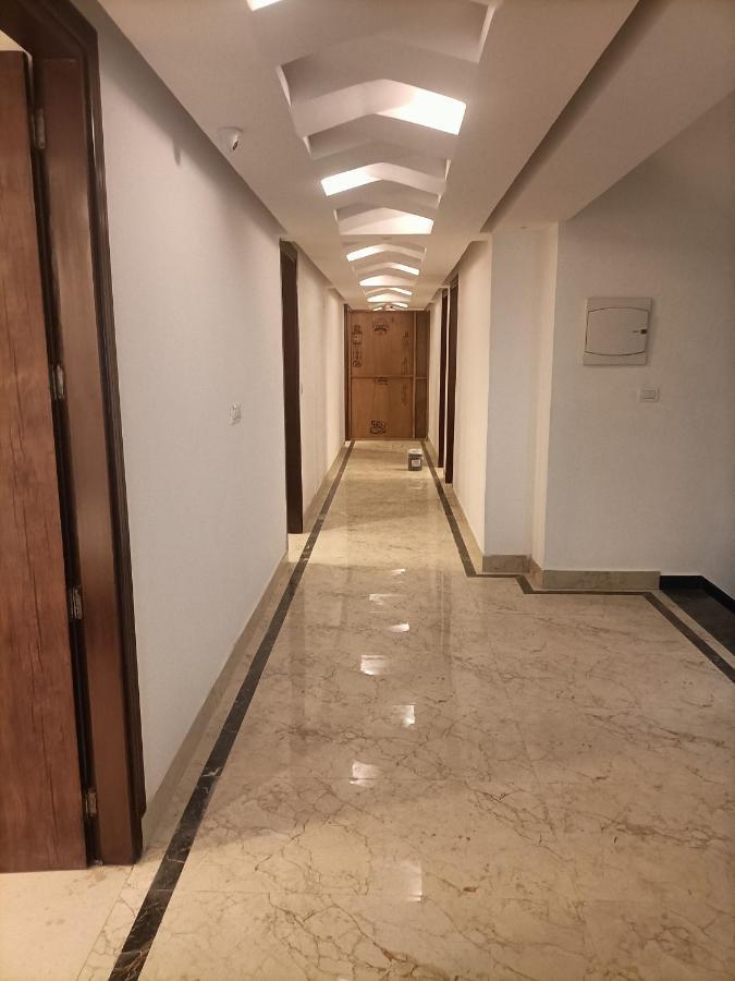 Hotel Tark Inn Near Igi Airport นิวเดลี ภายนอก รูปภาพ