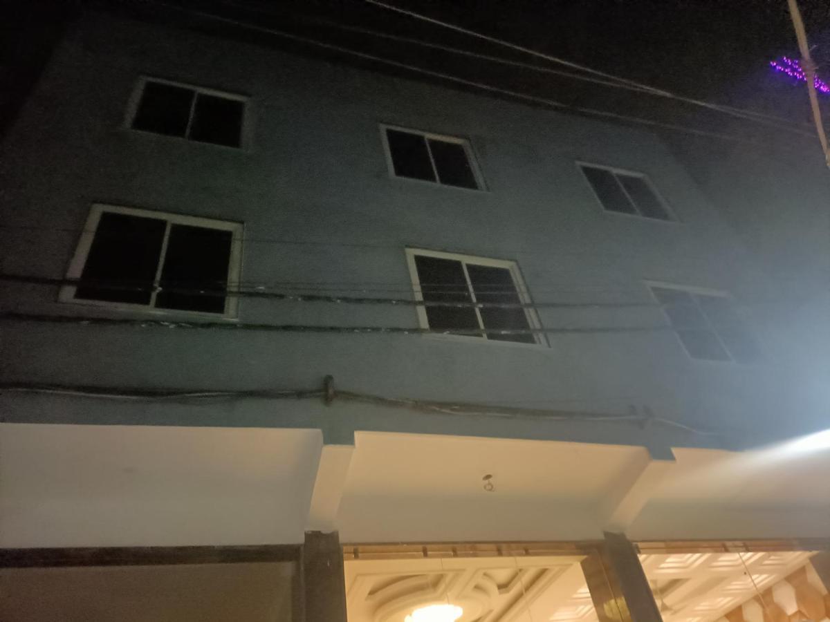 Hotel Tark Inn Near Igi Airport นิวเดลี ภายนอก รูปภาพ