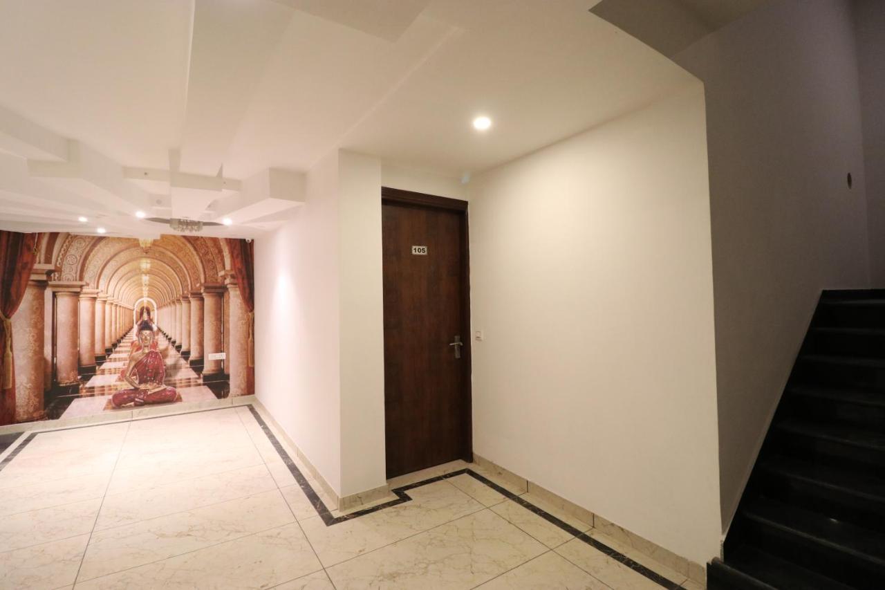 Hotel Tark Inn Near Igi Airport นิวเดลี ภายนอก รูปภาพ